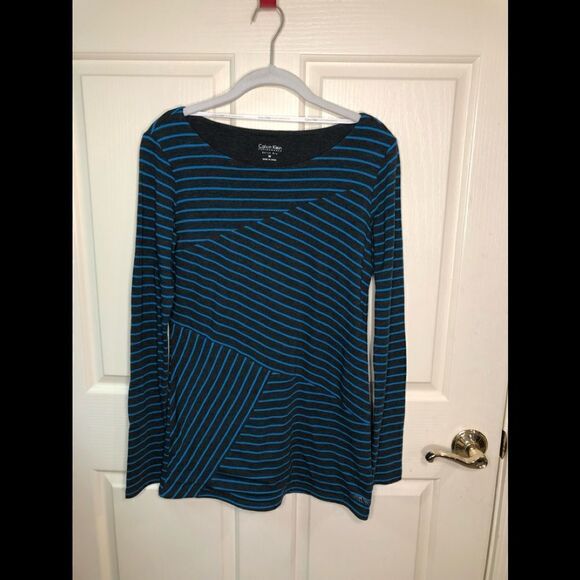 Calvin Klein performance shirt - Picture 1 of 5